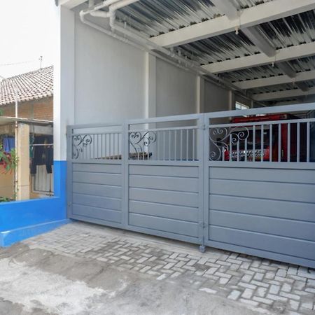 Reddoorz Near Universitas Semarang 2 Alastuwo 外观 照片