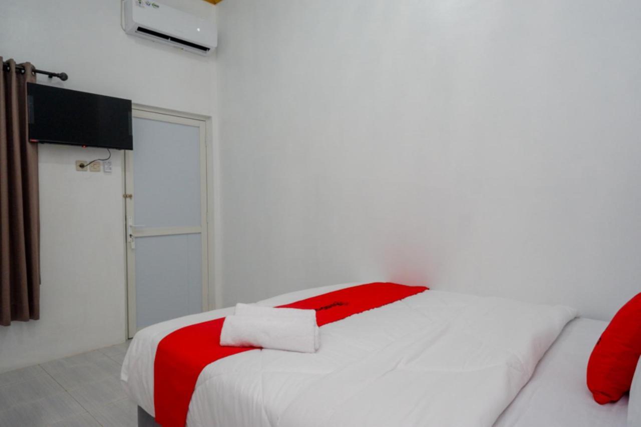 Reddoorz Near Universitas Semarang 2 Alastuwo 外观 照片